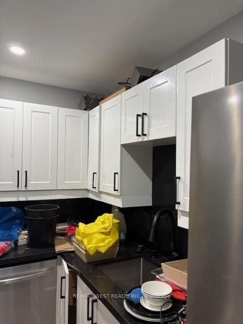 Photo 9 at 6 - 3000 Langstaff Road, Concord, Vaughan