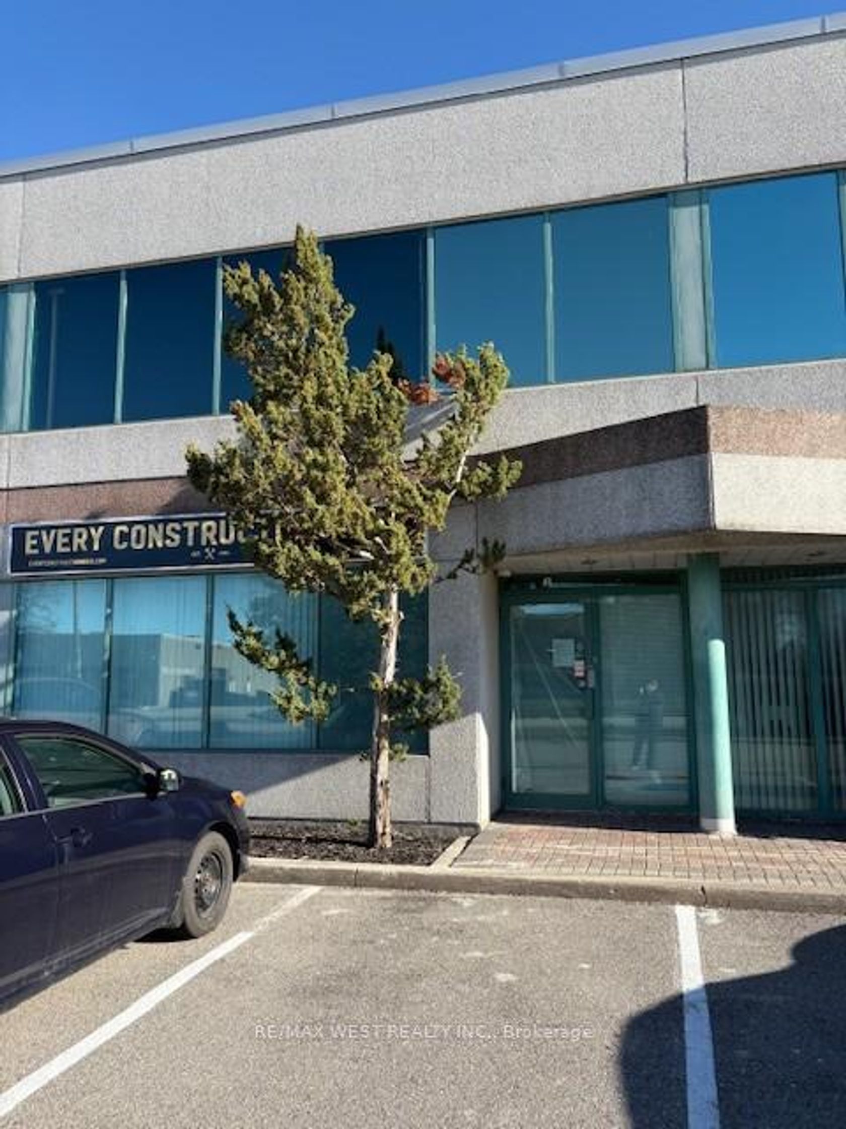 6 - 3000 Langstaff Road, Concord, Vaughan photo number 2