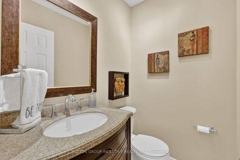 Photo 18 at 4 Chantal Street, Painswick South, Barrie