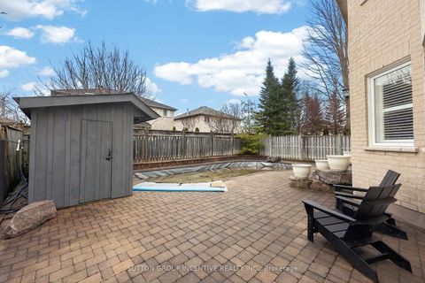 Photo 39 at 4 Chantal Street, Painswick South, Barrie