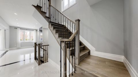 Photo 20 at 642 Sweetwater Crescent, Glenway Estates, Newmarket