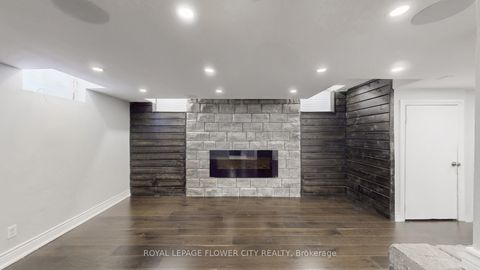 Photo 42 at 642 Sweetwater Crescent, Glenway Estates, Newmarket