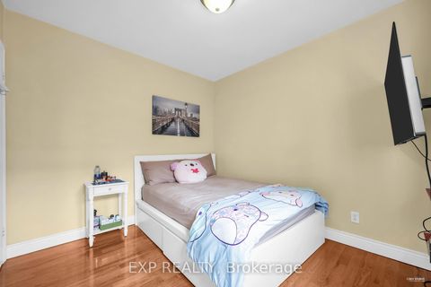 Photo 28 at 24 Goldcrest Boulevard, Rustic, Toronto