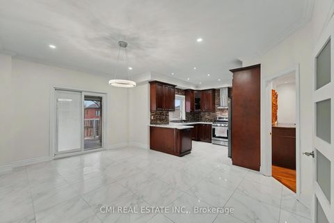 Photo 12 at 717 Vaughan Mills Road, Islington Woods, Vaughan