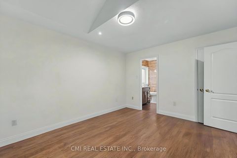 Photo 16 at 717 Vaughan Mills Road, Islington Woods, Vaughan