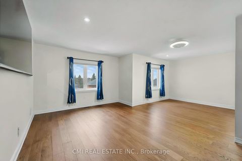 Photo 23 at 717 Vaughan Mills Road, Islington Woods, Vaughan