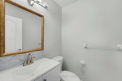 Photo 32 at 717 Vaughan Mills Road, Islington Woods, Vaughan