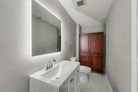 Photo 39 at 717 Vaughan Mills Road, Islington Woods, Vaughan