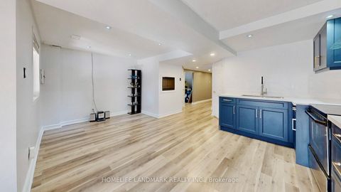 Photo 28 at 32 Arco Circle, Maple, Vaughan