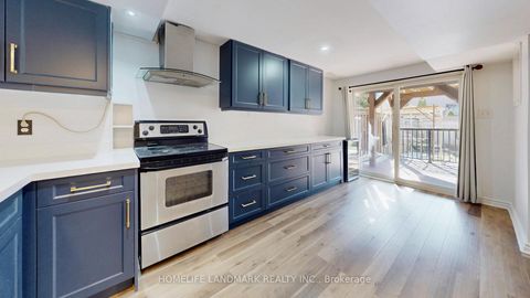 Photo 30 at 32 Arco Circle, Maple, Vaughan