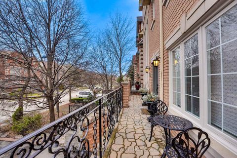 Photo 3 at 117 Theodore Place, Yorkhill, Vaughan