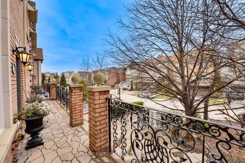 Photo 4 at 117 Theodore Place, Yorkhill, Vaughan