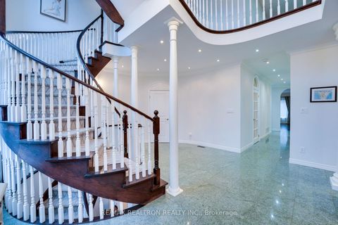 Photo 10 at 117 Theodore Place, Yorkhill, Vaughan