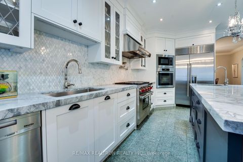 Photo 30 at 117 Theodore Place, Yorkhill, Vaughan