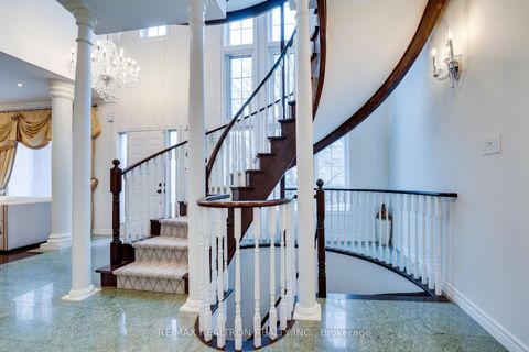 Photo 35 at 117 Theodore Place, Yorkhill, Vaughan