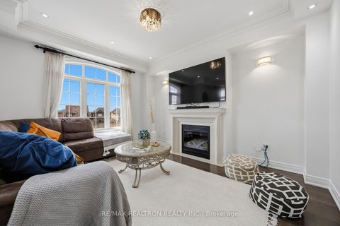 Photo 6 at 52 Quarrie Lane, Northwest Ajax, Ajax