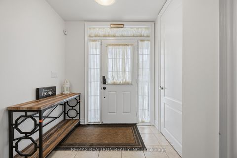 Photo 9 at 52 Quarrie Lane, Northwest Ajax, Ajax