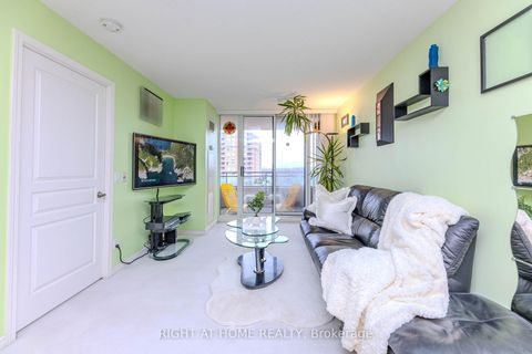 Photo 12 at 801 - 330 Red Maple Road, Langstaff, Richmond Hill