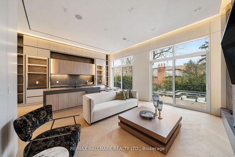 Photo 11 at 167 Parkhurst Boulevard, Leaside, Toronto