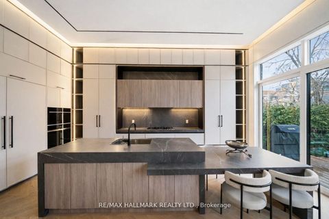 Photo 13 at 167 Parkhurst Boulevard, Leaside, Toronto