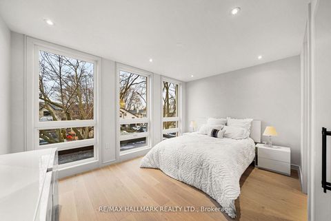 Photo 29 at 167 Parkhurst Boulevard, Leaside, Toronto