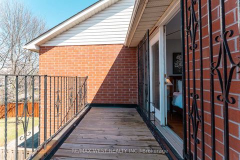 Photo 19 at 2 - 50 Markham Road, Scarborough Village, Toronto