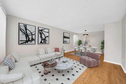 Photo 7 at 211 Chartland Boulevard S, Agincourt North, Toronto