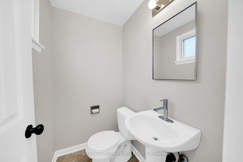 Photo 16 at 211 Chartland Boulevard S, Agincourt North, Toronto