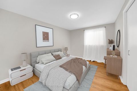 Photo 28 at 211 Chartland Boulevard S, Agincourt North, Toronto