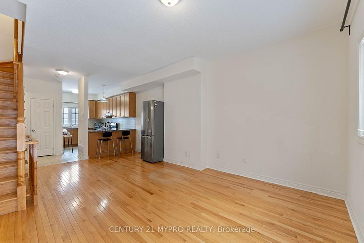Photo 7 at 175B Finch Avenue E, Willowdale East, Toronto
