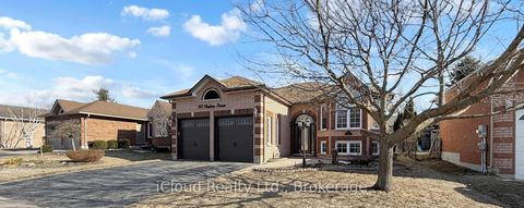 Photo 1 at 197 Mapleton Avenue, Holly, Barrie