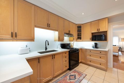 Photo 11 at 4 Coates Avenue, Oakwood Village, Toronto