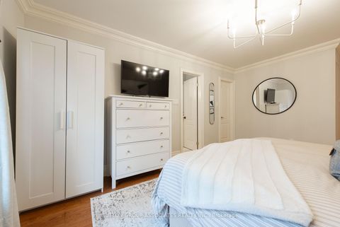 Photo 23 at 4 Coates Avenue, Oakwood Village, Toronto