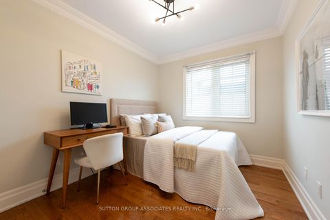 Photo 26 at 4 Coates Avenue, Oakwood Village, Toronto