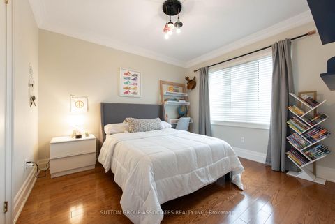 Photo 29 at 4 Coates Avenue, Oakwood Village, Toronto