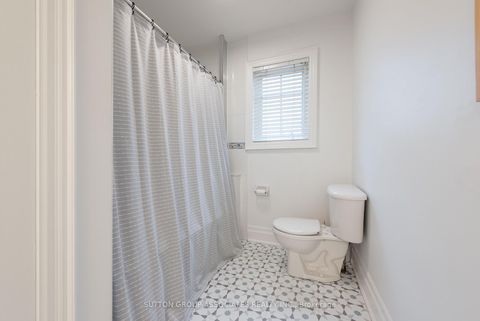 Photo 32 at 4 Coates Avenue, Oakwood Village, Toronto