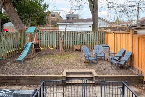 Photo 42 at 4 Coates Avenue, Oakwood Village, Toronto