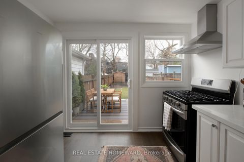 Photo 15 at 146 Gledhill Avenue, Lumsden, Toronto