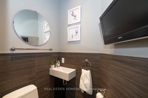 Photo 12 at 136 Spruce Street, South St. James Town, Toronto