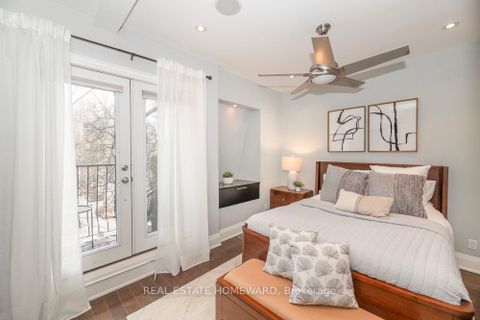 Photo 13 at 136 Spruce Street, South St. James Town, Toronto