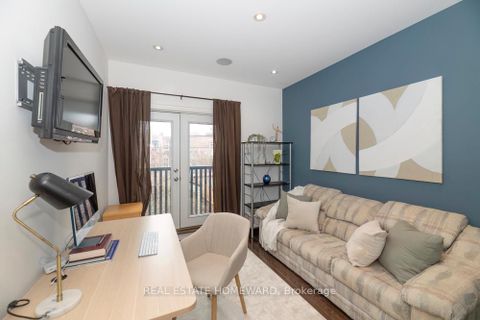 Photo 17 at 136 Spruce Street, South St. James Town, Toronto