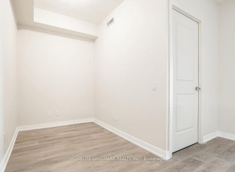 Photo 10 at 1009 - 4955 Yonge Street, Willowdale East, Toronto