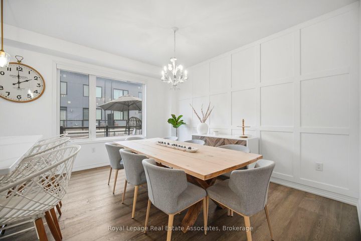 Photo 9 at 110 Huguenot Road, GO Glenorchy, Oakville