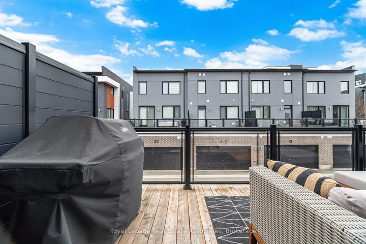 Photo 15 at 110 Huguenot Road, GO Glenorchy, Oakville