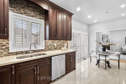 Photo 9 at 278 Williamson Road, Greensborough, Markham