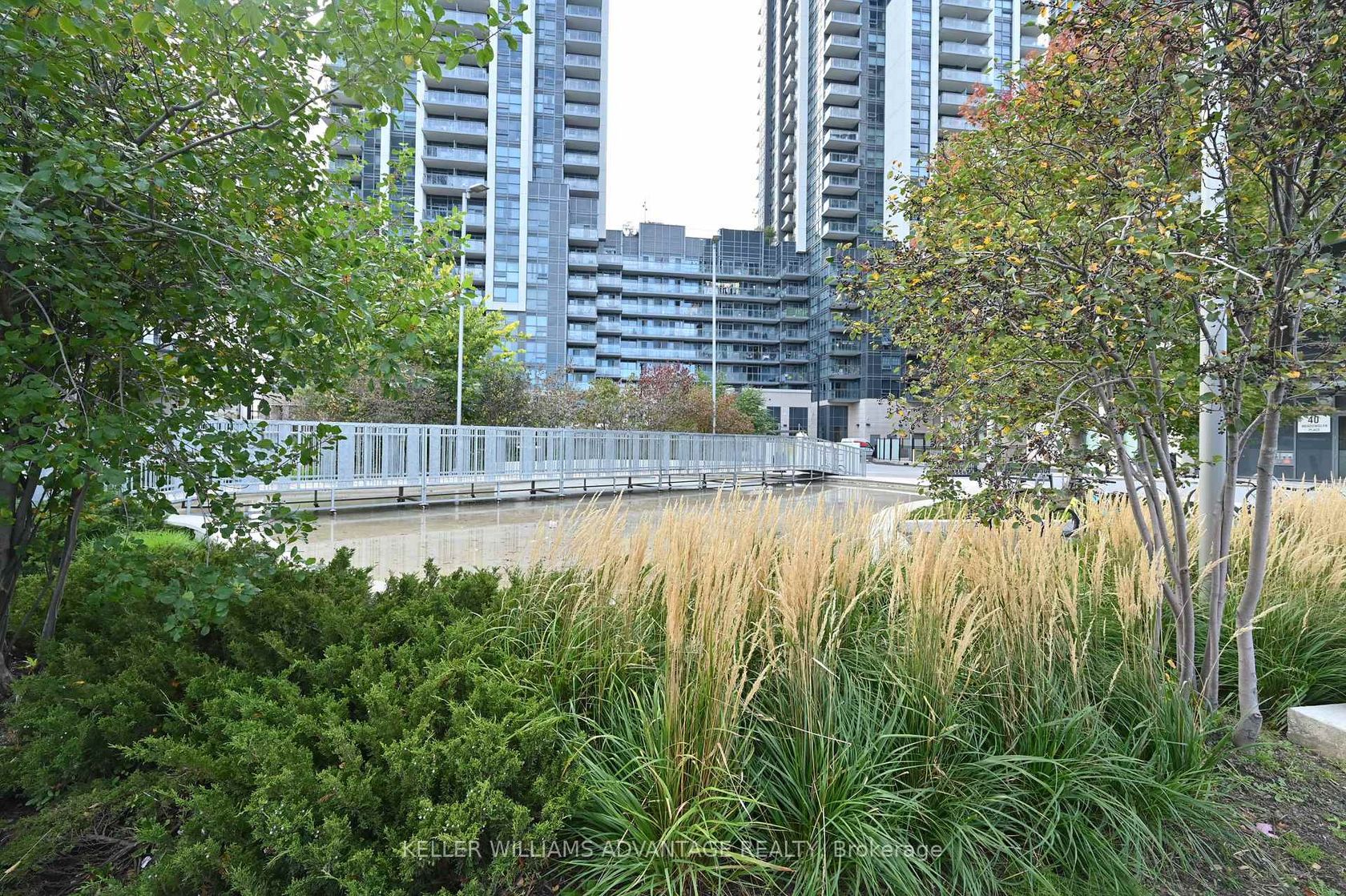 728 - 20 Meadowglen Place, Woburn, Toronto photo 6