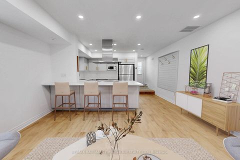 Photo 2 at 113 - 40 Merchant Lane, Dufferin Grove, Toronto