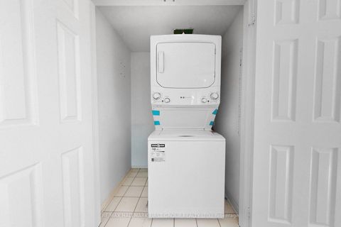 Photo 14 at 113 - 40 Merchant Lane, Dufferin Grove, Toronto