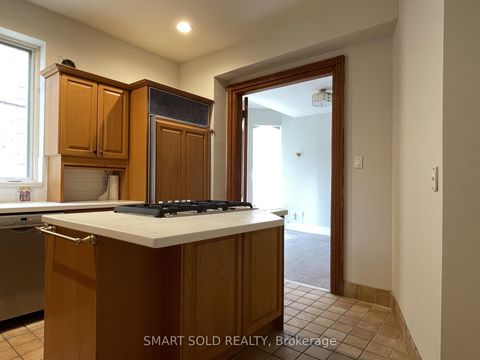 Photo 8 at 42 Amelia Street, South St. James Town, Toronto