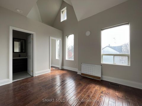 Photo 12 at 42 Amelia Street, South St. James Town, Toronto